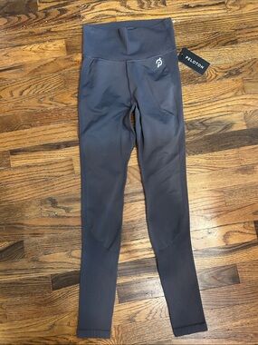 Peloton charcoal gray high-waist seamless leggings